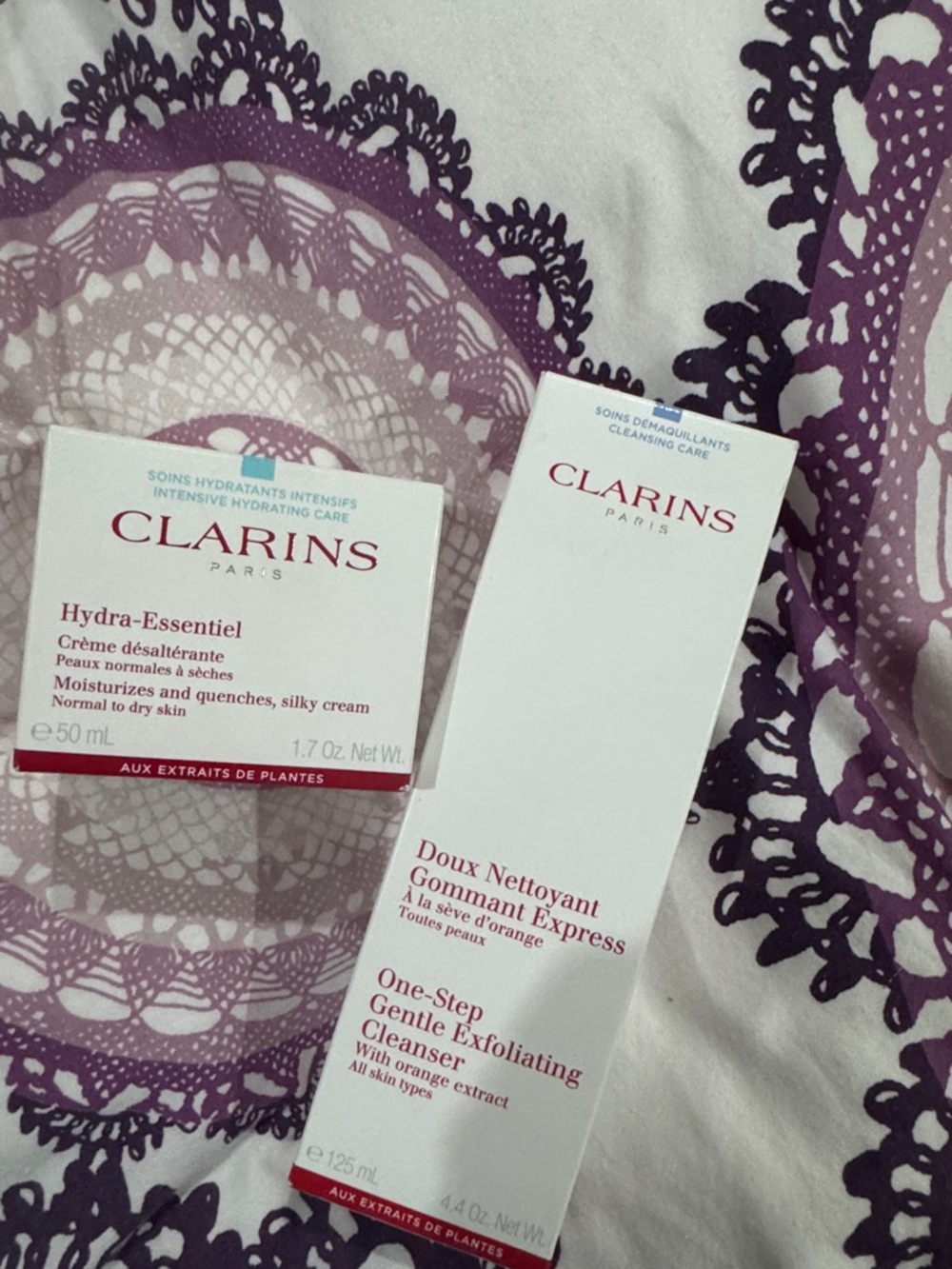 Clarins White and Red Hydra-Essentiel Moisturizer & Gentle Exfoliating Cleanser